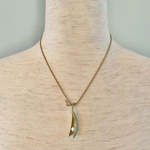 🤍3/$25 Pea in the Pod Necklace for Mom-to-Be